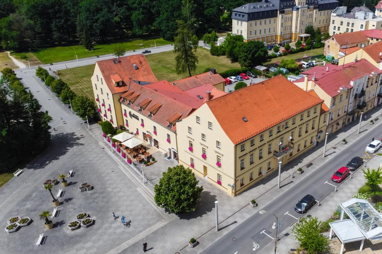 Spa Hotel Centrum Františkovy Lázně Esterno foto